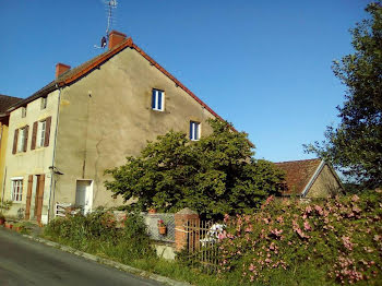 maison à La Clayette (71)