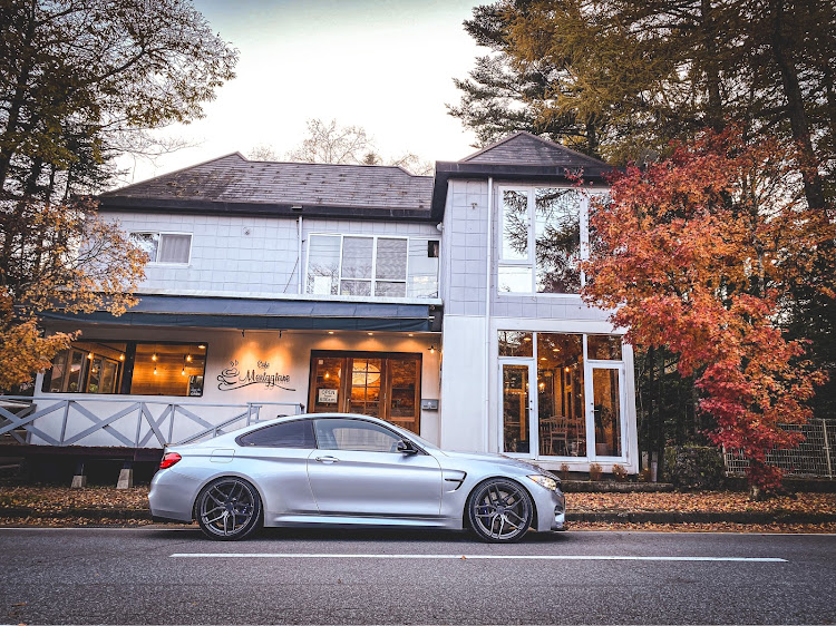 M4 クーペの紅葉と愛車・文化の日・F82・軽井沢・峠の釜飯に関するカスタム事例の投稿画像9枚目