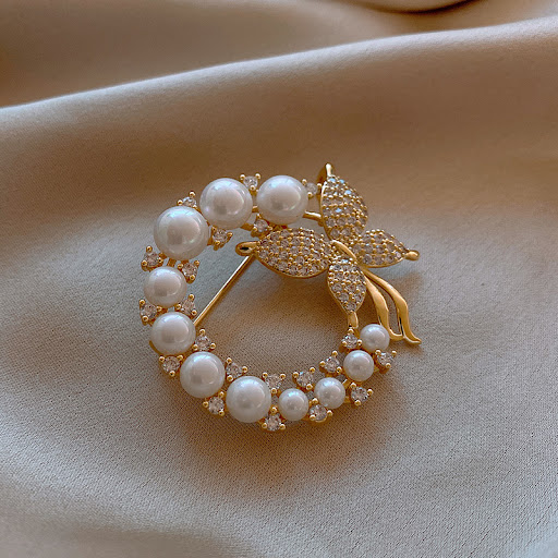 Title 1, Vintage Diamond-Studded Butterfly Pearl Ring Br...
