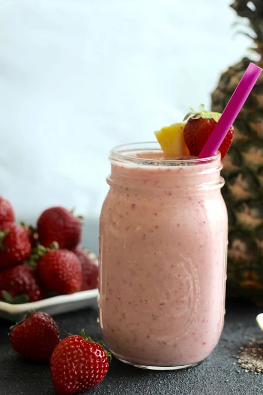 Pineapple Strawberry Smoothie (300 Ml)