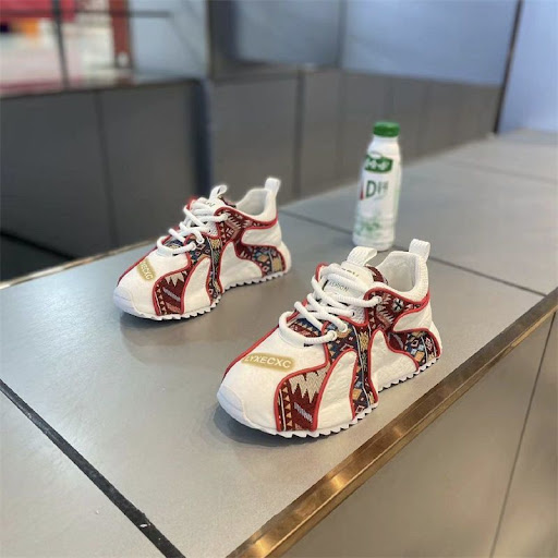 Title 15, Plus Size Thin Sports and Leisure Tide Shoes. E...