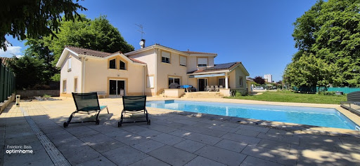 House with pool and terrace 1