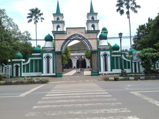 Masjid Baitul Makmur