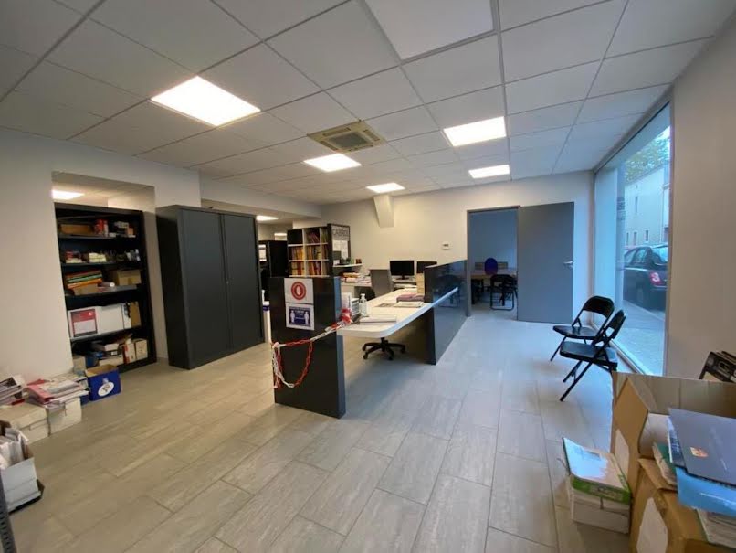 Location  locaux professionnels   à Castres (81100), 1 295 €