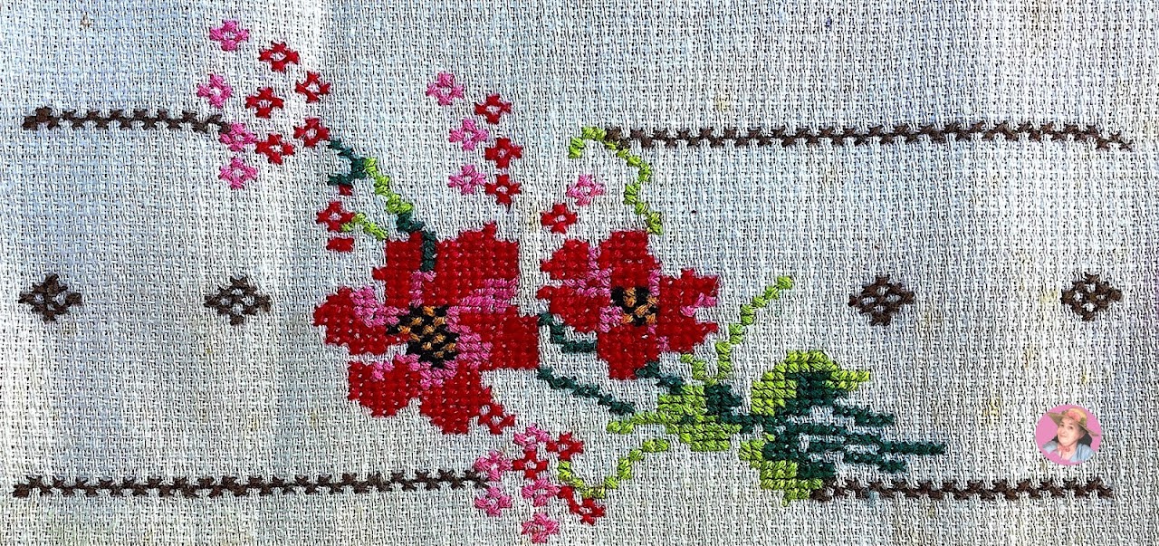 Flowers in cross stitch 