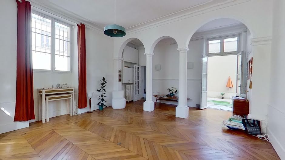 Location  appartement 3 pièces 75 m² à Versailles (78000), 2 335 €