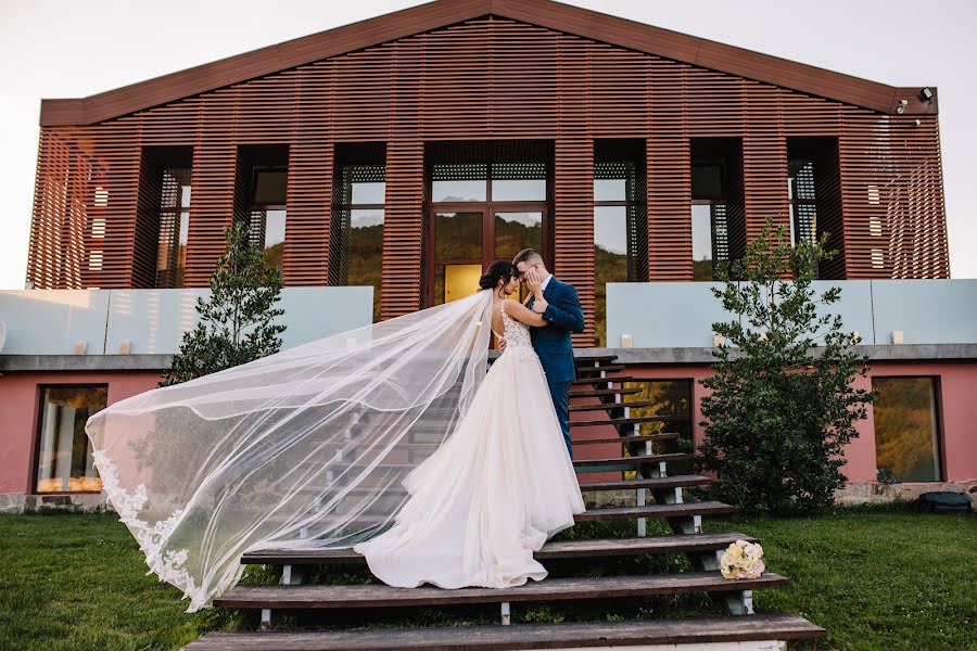 Wedding photographer Maks Bukovski (maxbukovski). Photo of 1 December 2022