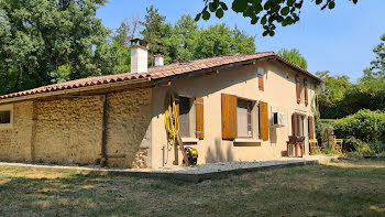 maison à Chalais (16)