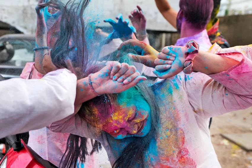 Indijski festival Holi veliča ljubav i prijateljstvo