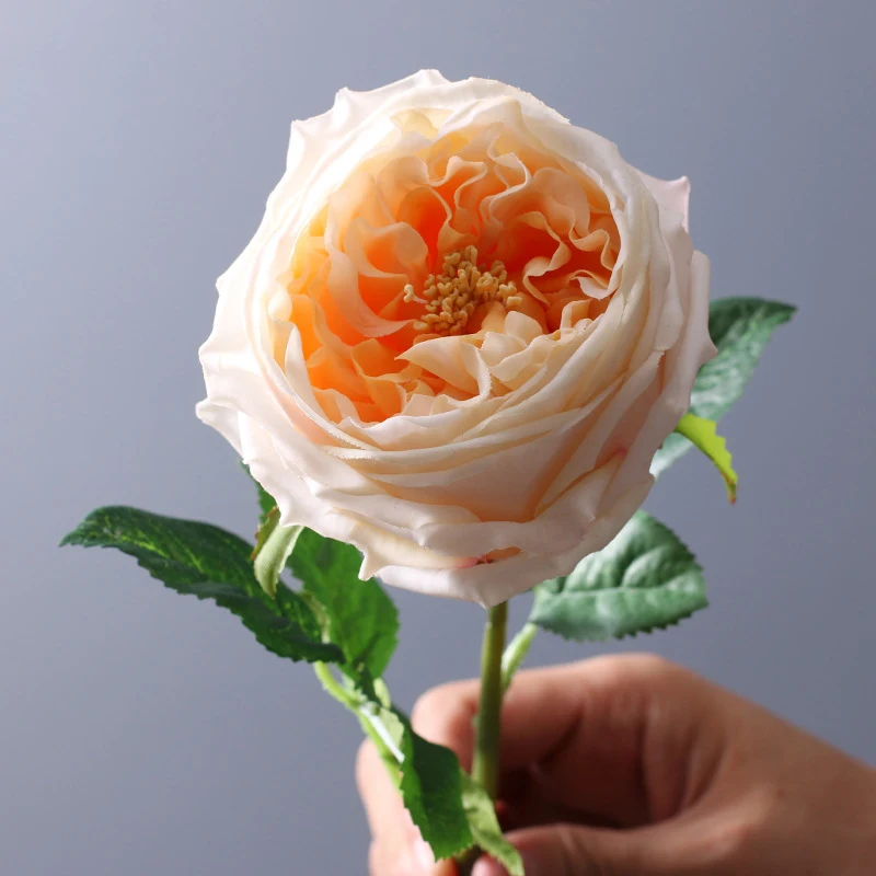 Decorazione per tavolino da salotto con singolo stelo, bouquet di simulazione, per un tocco di eleganza e atmosfera accogliente.