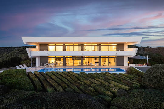 House with pool and garden