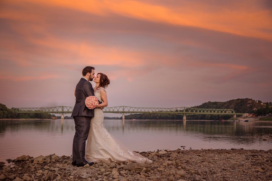 Fotografo di matrimoni Gál Zoltán (pusztafoto). Foto del 3 gennaio 2020