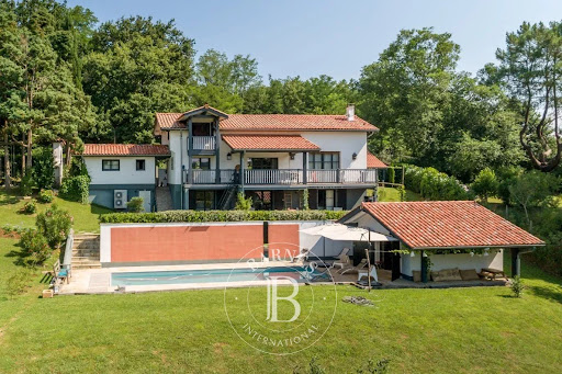 Luxury property for sale in Arbonne (64210) with terrace