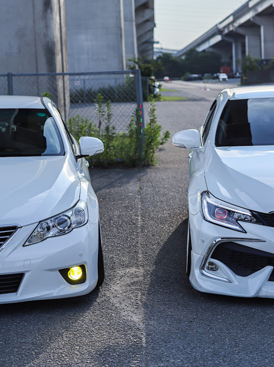 マークXの目指せPickUpCars・名港トリトン・Canon EOS Kiss X10・車写活・8月もよろしくお願いしますに関するカスタム事例の投稿画像1枚目
