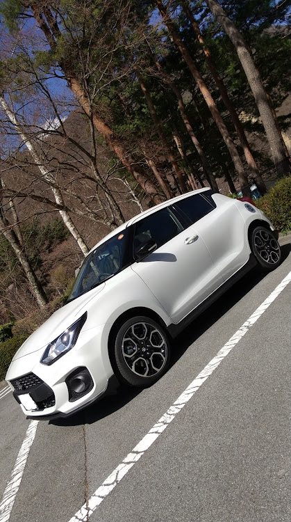 スイフトスポーツのスイフトスポーツ・スイスポ・zc33sに関するカスタム事例の投稿画像1枚目