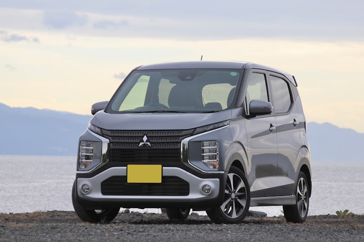 ランサーエボリューションの顔面アップ選手権・代車・ekクロスに関するカスタム事例の投稿画像3枚目
