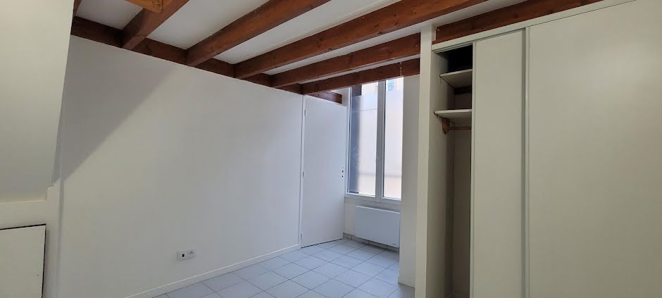 Location  appartement 2 pièces 29.31 m² à Issy-les-Moulineaux (92130), 900 €