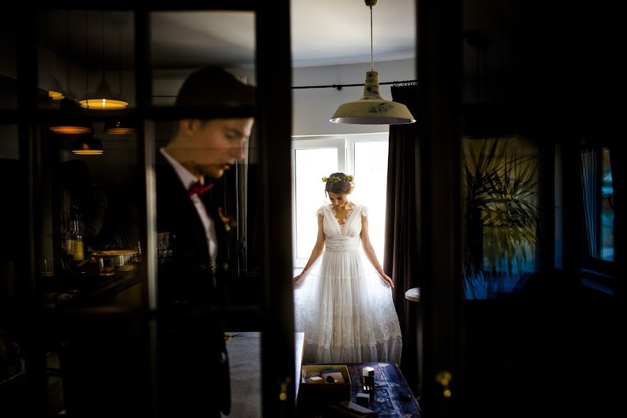 Wedding photographer Victor Leontescu (victorleontescu). Photo of 25 October 2018