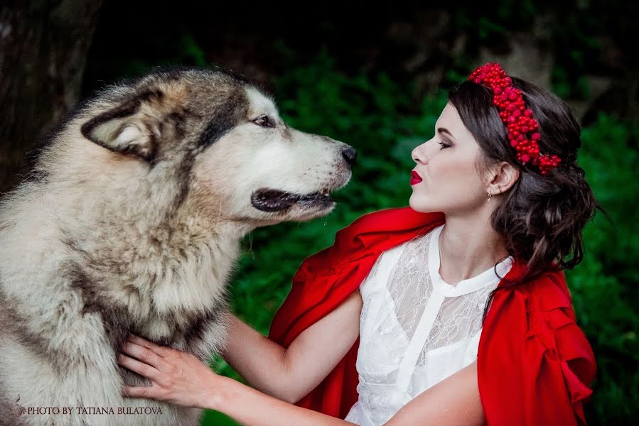 Fotógrafo de casamento Tatyana Bulatova (ckazka). Foto de 18 de março 2015