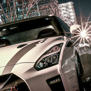 NISSAN GT-R R35