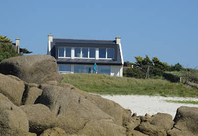 Seaside house with garden 2