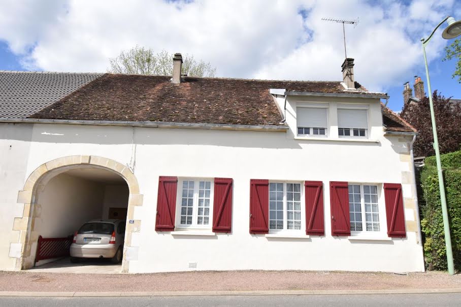 Vente maison 4 pièces 114 m² à Alligny-Cosne (58200), 112 000 €