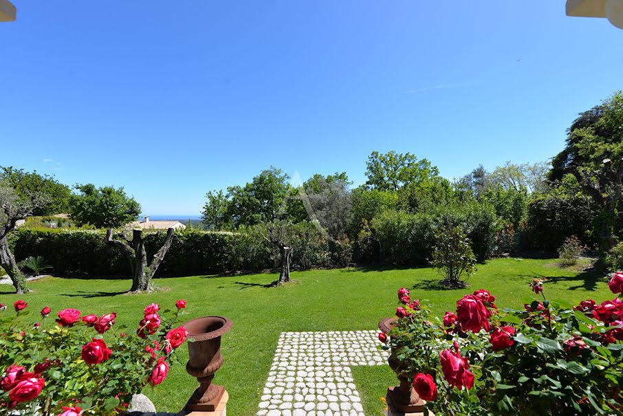 Vente maison 7 pièces 200 m² à Châteauneuf-Grasse (06740), 1 200 000 €