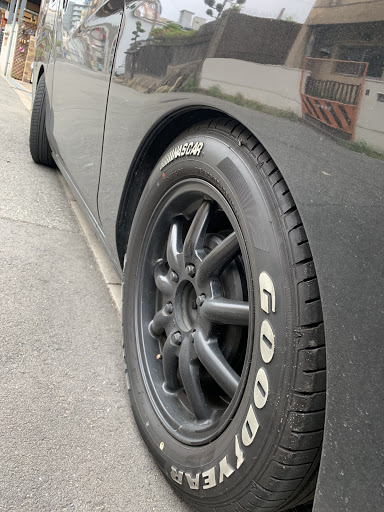 Nv350キャラバン のイタズラ タイヤに関するカスタム メンテナンスの投稿画像 車のカスタム情報はcartune