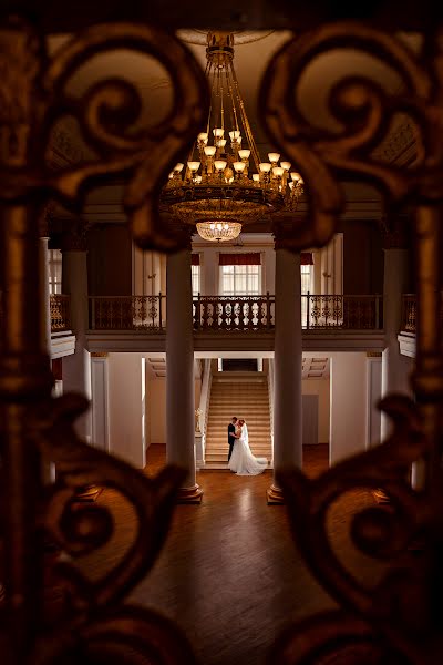 Fotografo di matrimoni Lena Zotova (zotovalena). Foto del 2 ottobre 2021