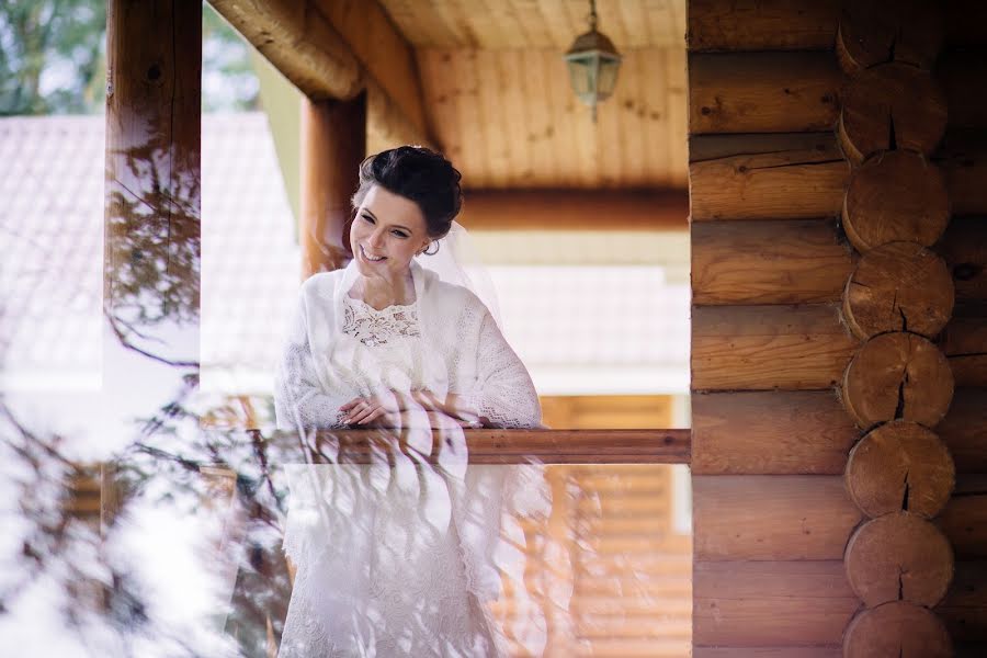 Fotógrafo de casamento Anton Balashov (balashov). Foto de 23 de setembro 2016