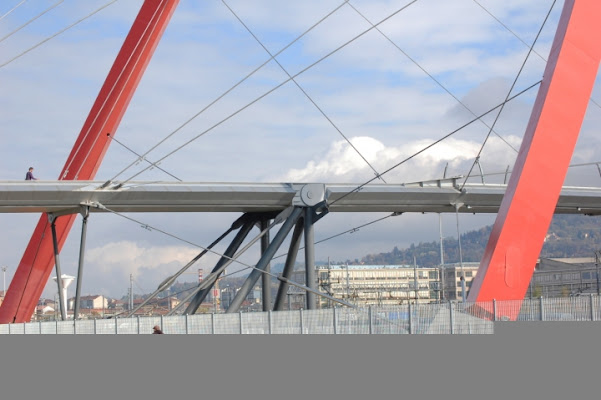 Arco e Ponte tra passato e futuro. di fotored