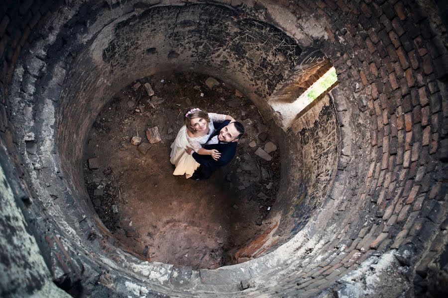 Fotografo di matrimoni Lukasz Wyputa (wyputal). Foto del 11 marzo 2020