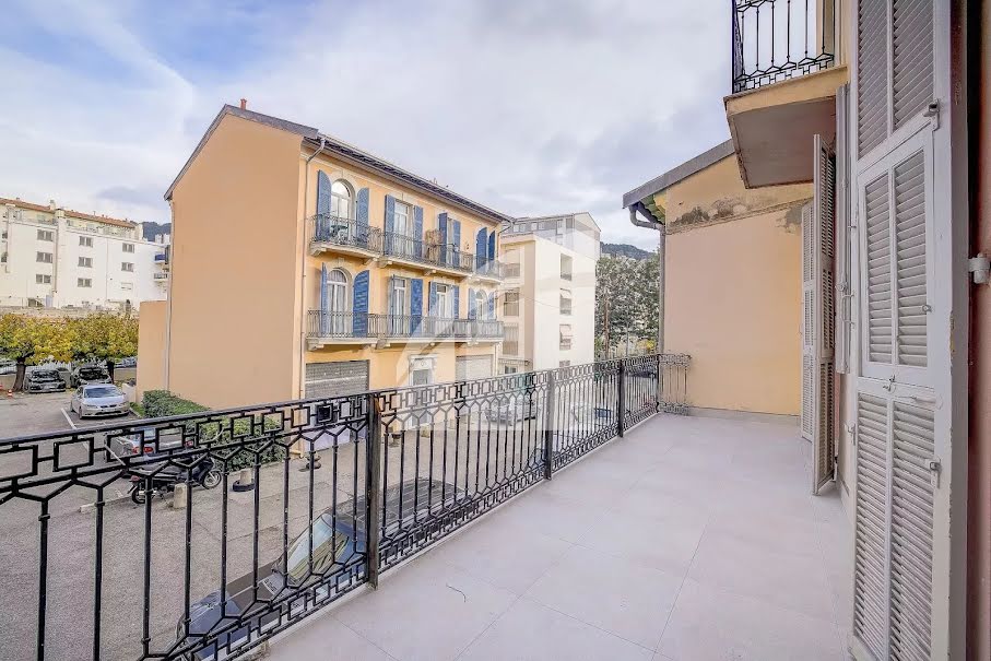 Vente appartement 2 pièces 31 m² à Nice (06000), 245 000 €