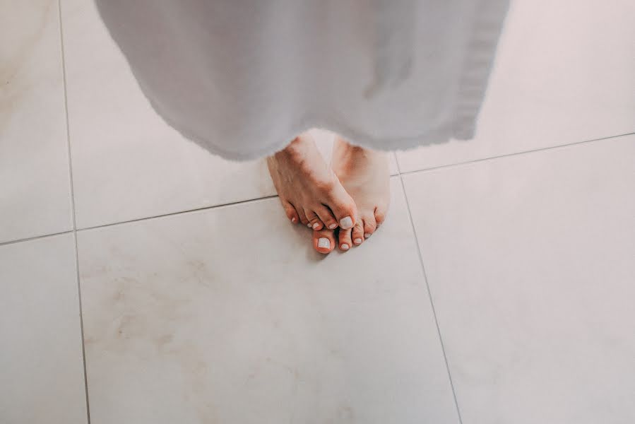 Fotógrafo de bodas Lena Suetina (yaratam). Foto del 31 de julio 2015