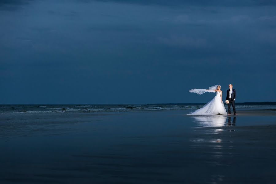 Fotógrafo de casamento Marat Grishin (maratgrishin). Foto de 15 de outubro 2015