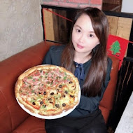 DOCK Pizza & Bar 道可小酒館