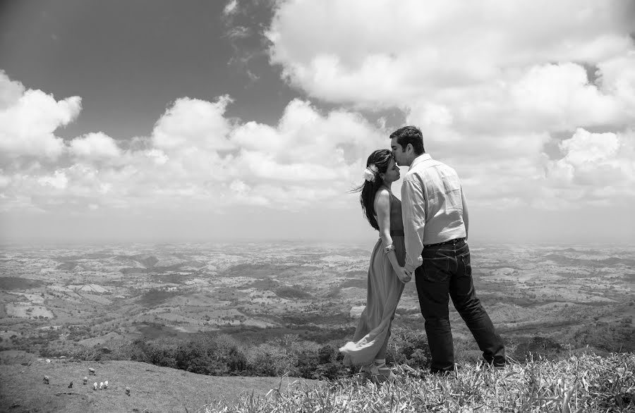 Fotografo di matrimoni Antonio Echevers (antonioechevers). Foto del 9 ottobre 2017