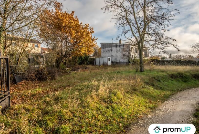  Vente Terrain à bâtir - 657m² à Vierzon (18100) 