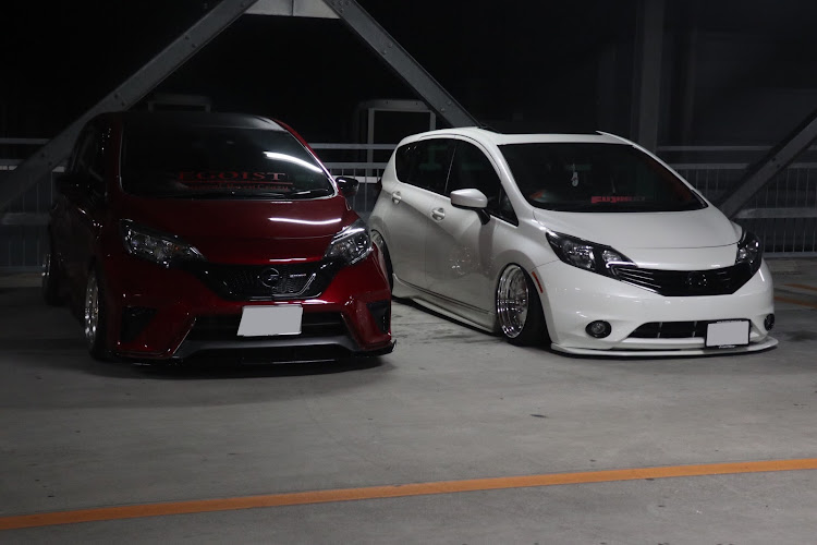 ノートの車高調・エアサス・USマーカーに関するカスタム事例の投稿画像1枚目
