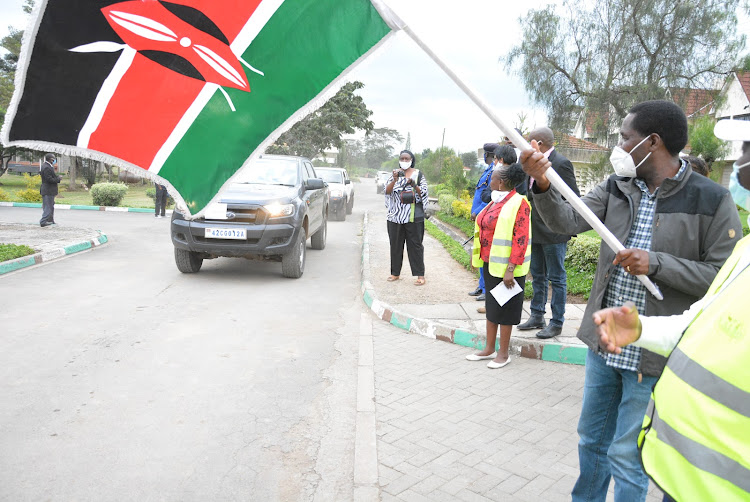 Agriculture CS Peter Munya flags off vehicles carrying over 2 million seedlings of under-utilised fruits and tomatoes.