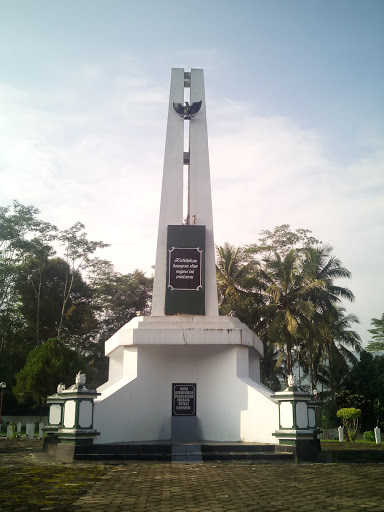 Tugu Makam Pahlawan