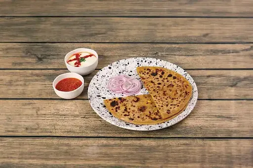 2 Onion Paratha With Amul Masti Dahi [85 Grams]