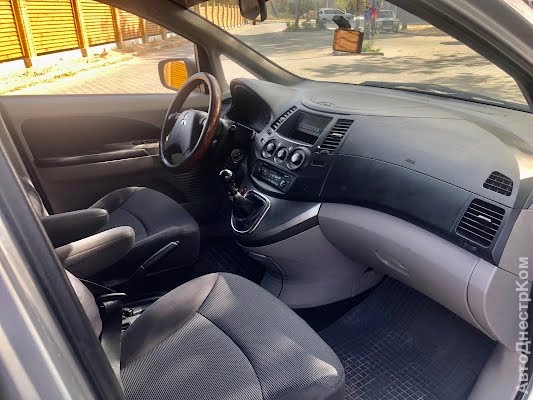 продам авто Mitsubishi Grandis Grandis фото 5