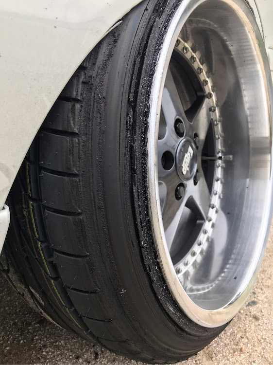 チェイサーのエクイップ・DIY・タイヤ死亡・不動車に関するカスタム事例の投稿画像4枚目
