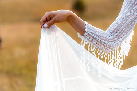 Wedding photographer Petr Mikhayluca (peterfilm). Photo of 22 July 2019