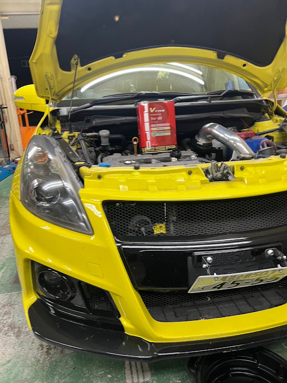 スイフトスポーツの#ZC32S・#スイスポ・RESPO 5W-40・#オイル交換に関するカスタム事例の投稿画像1枚目