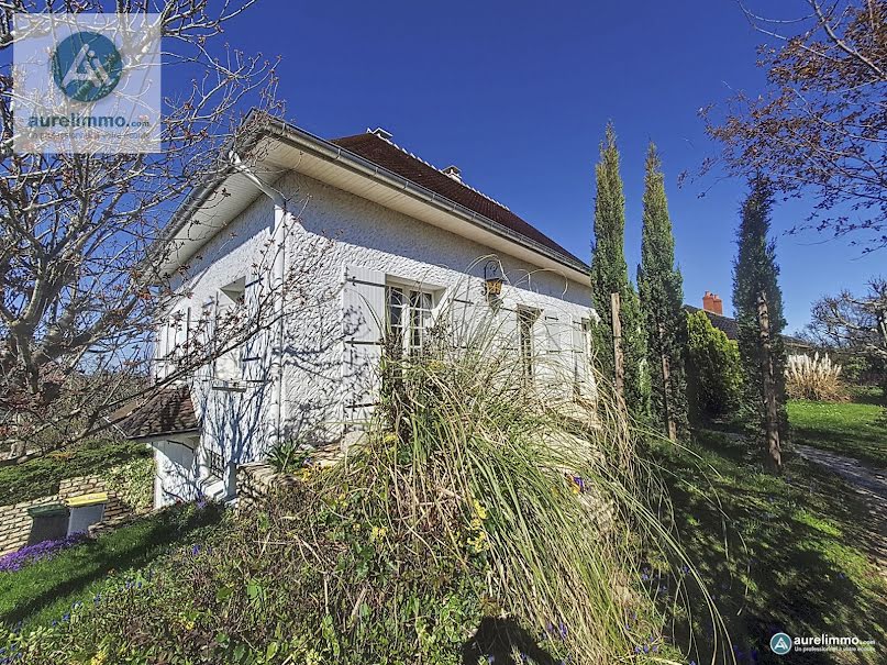 Vente maison 9 pièces 150 m² à Montluçon (03100), 166 320 €