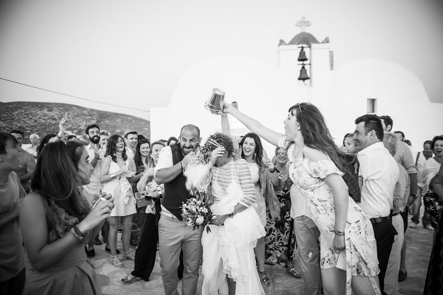 Wedding photographer Marios Kourouniotis (marioskourounio). Photo of 23 December 2017