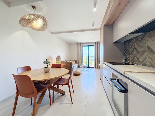 Apartment with terrace 4