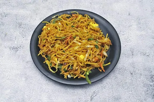 Veg Singapore Style Noodles